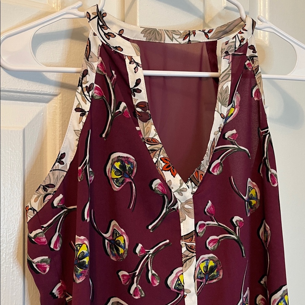C&E Tank Top Purple Floral V Neck Sheer Back Size S - Picture 3 of 8
